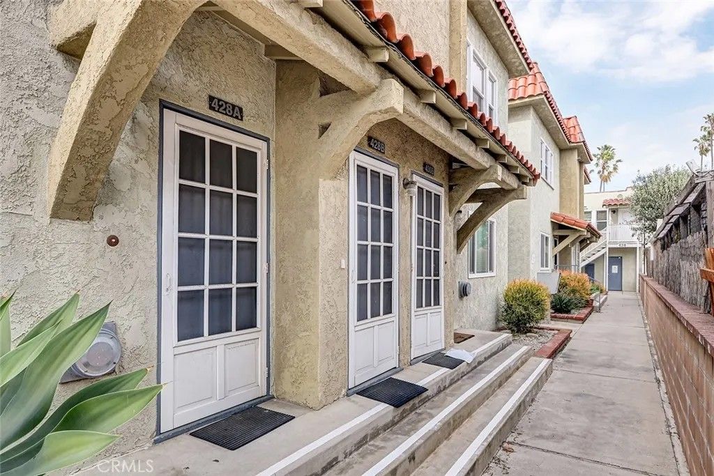 Photo of 426 W 22nd St, San Pedro, CA 90731 (MLS # SB26039933)