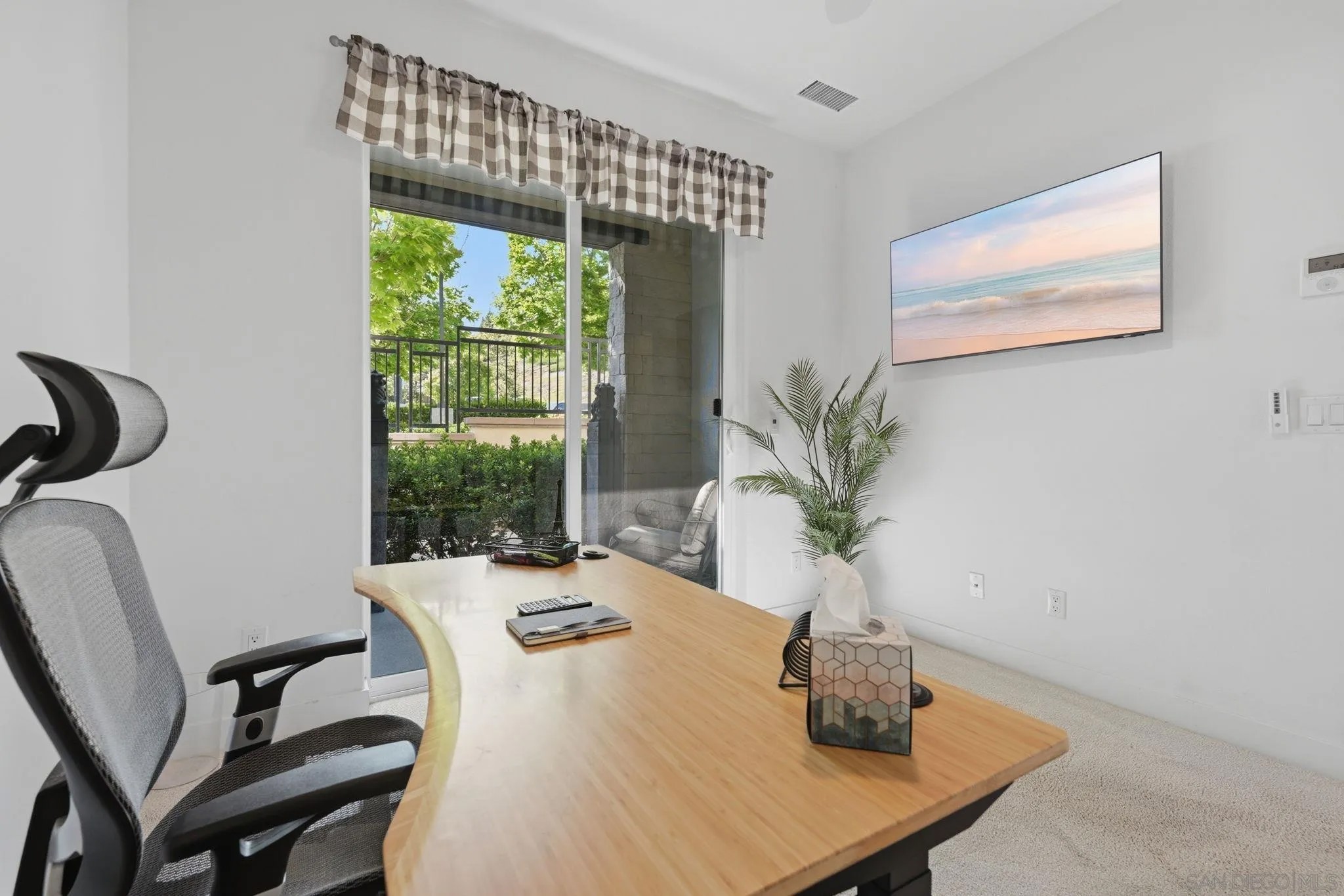 2806 Avella Cir