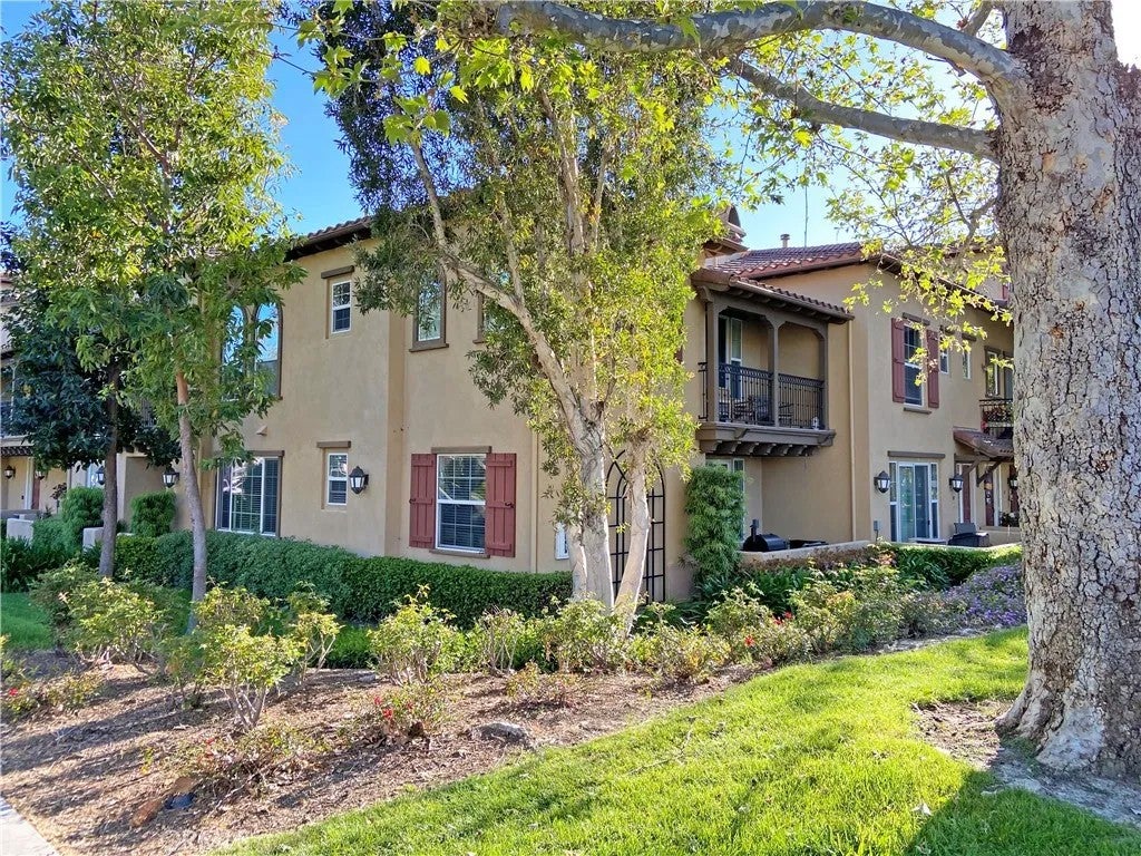 Photo of 53 Viburnum Way, Ladera Ranch, CA 92694 (MLS # PW26220799)