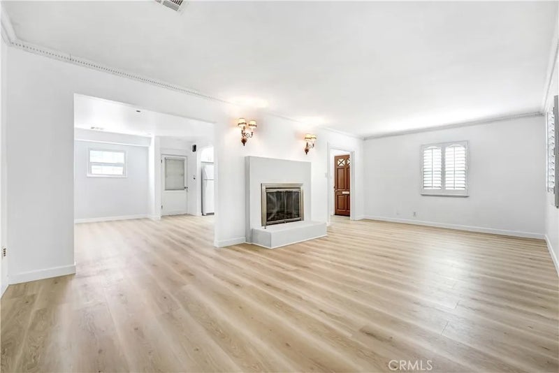 124 S Beachwood