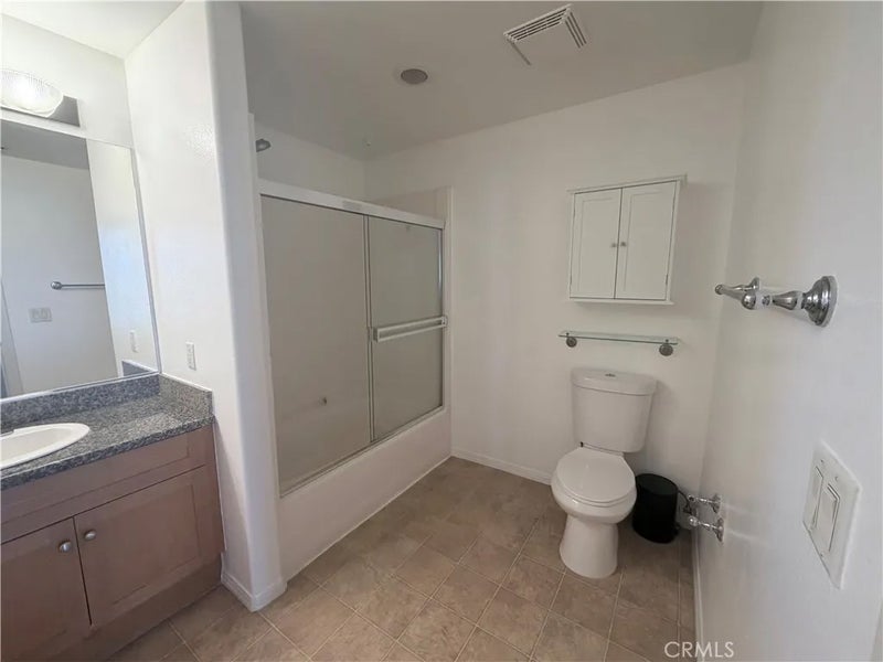 100 S Alameda 318