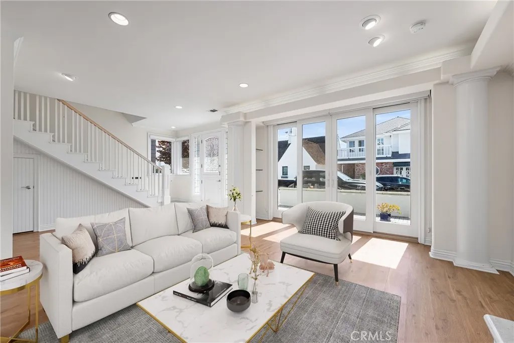 327 Amethyst Avenue