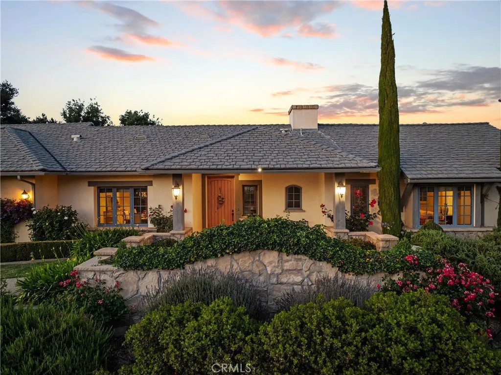1559 Rolling Hills Road