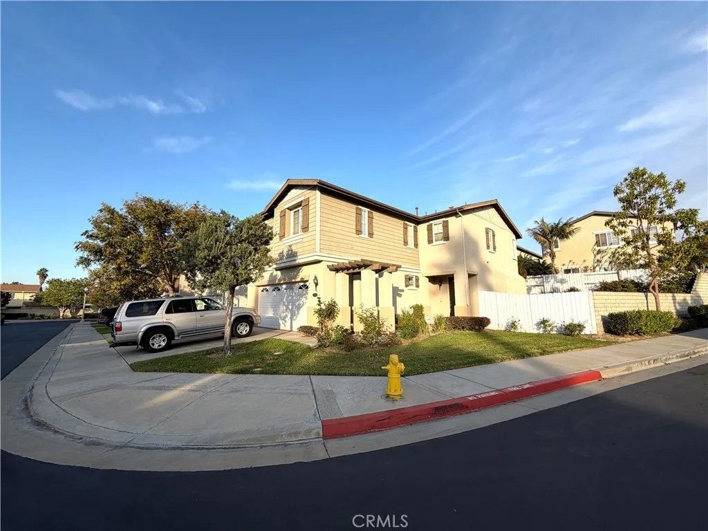 Photo of 17540 Sagebrush Way, Carson, CA 90746 (MLS # SB25270936)