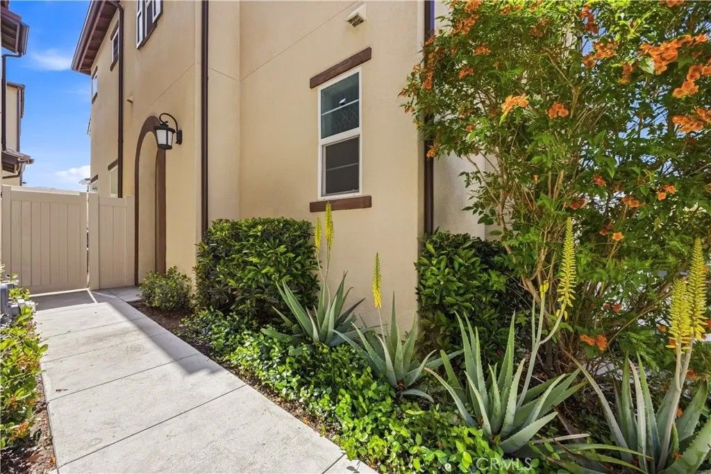 Photo of 4057 Spring Haven Ln, Corona, CA 92883 (MLS # MB26072810)