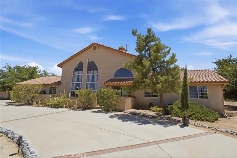 12830 E Avenue W13