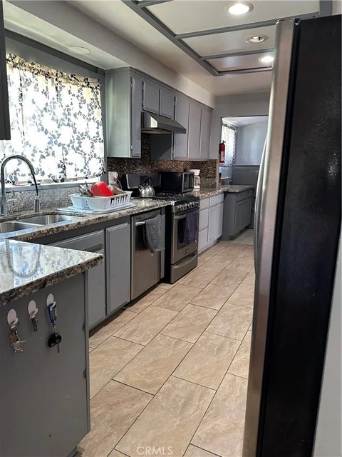 Tiny photo for 858 N Benson AVE, Ontario, CA 91762 (MLS # IV26205223)