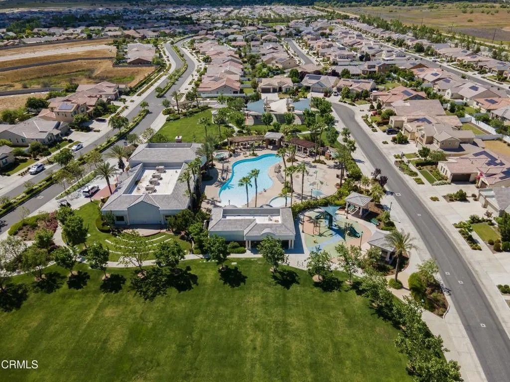 Photo of 13612 Pixton Ave, Bakersfield, CA 93311 (MLS # V1-35796)