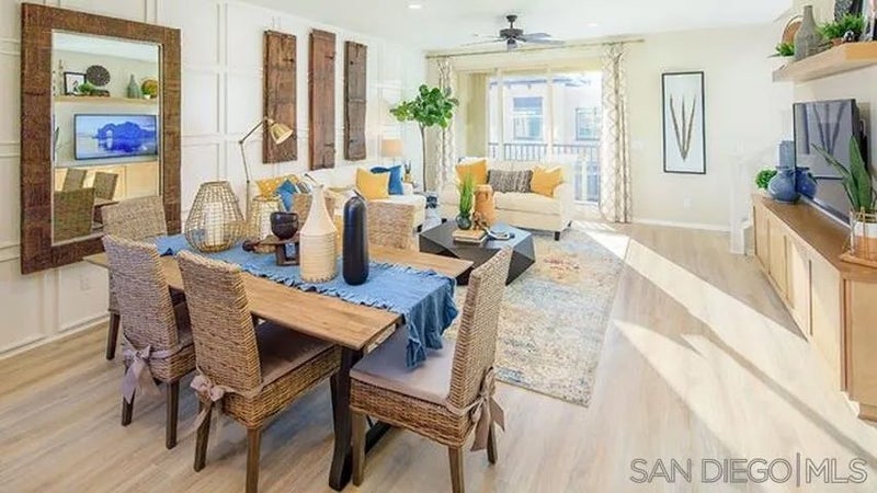 2208 Solara Lane