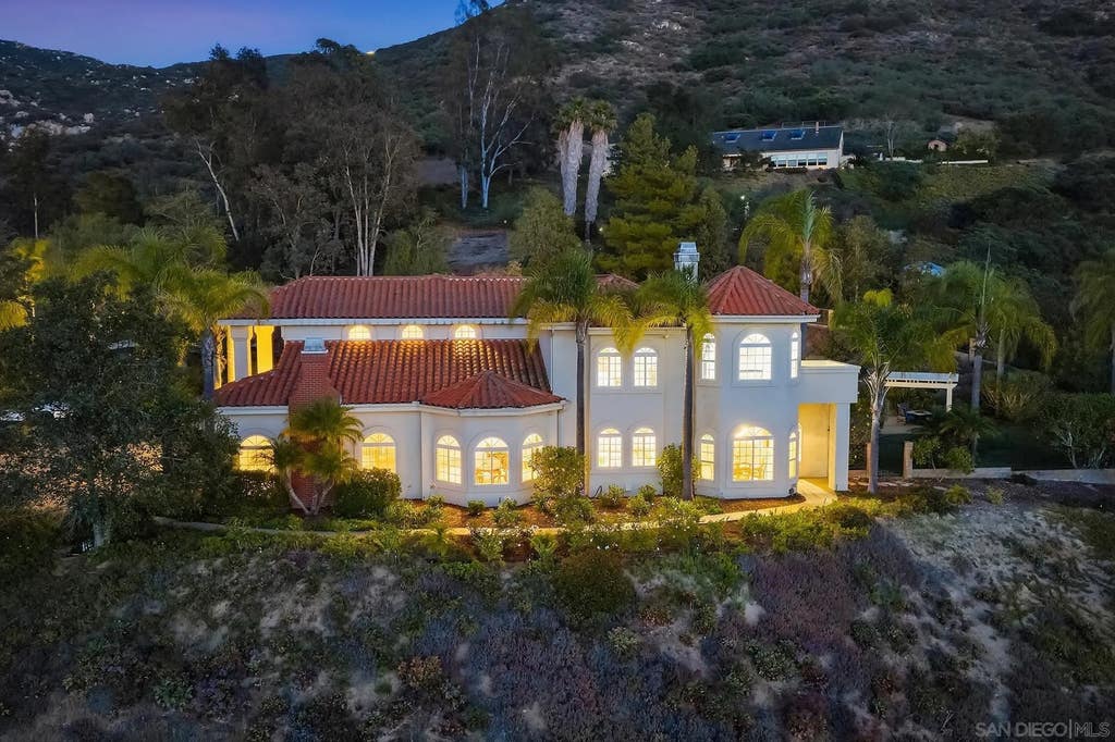 Photo of 18151 Old Coach Rd, Poway, CA 92064 (MLS # 260015984)