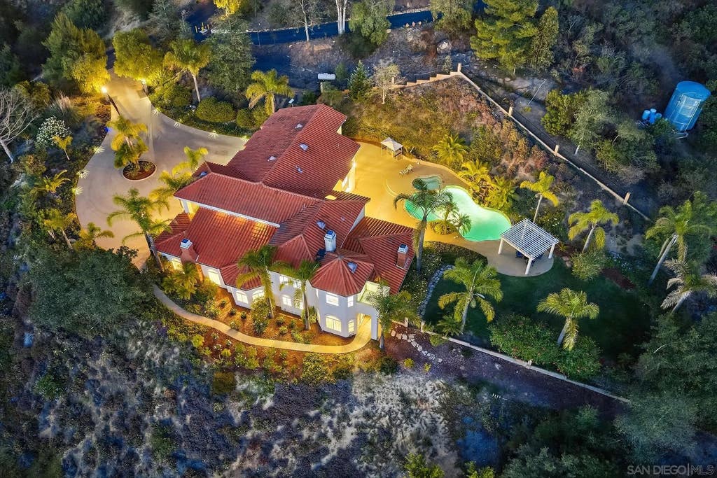 Photo of 18151 Old Coach Rd, Poway, CA 92064 (MLS # 260015984)