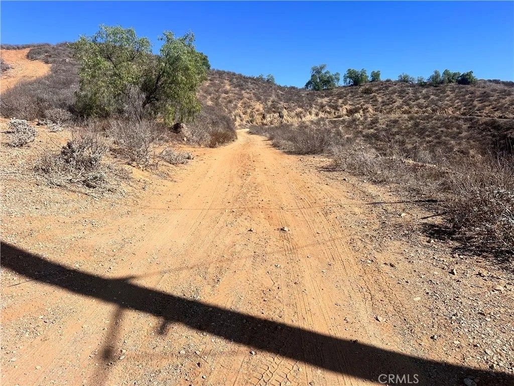 Photo of 0 Summit Dr, Lake Elsinore, CA 92530 (MLS # PW25264807)