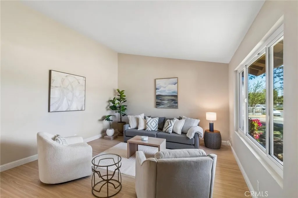 29860 Mira Loma Drive