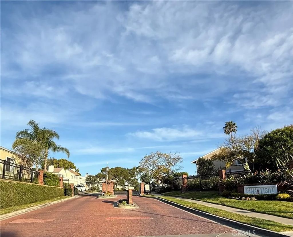Photo of 33555 Via Corvalian, Dana Point, CA 92629 (MLS # OC26057030)