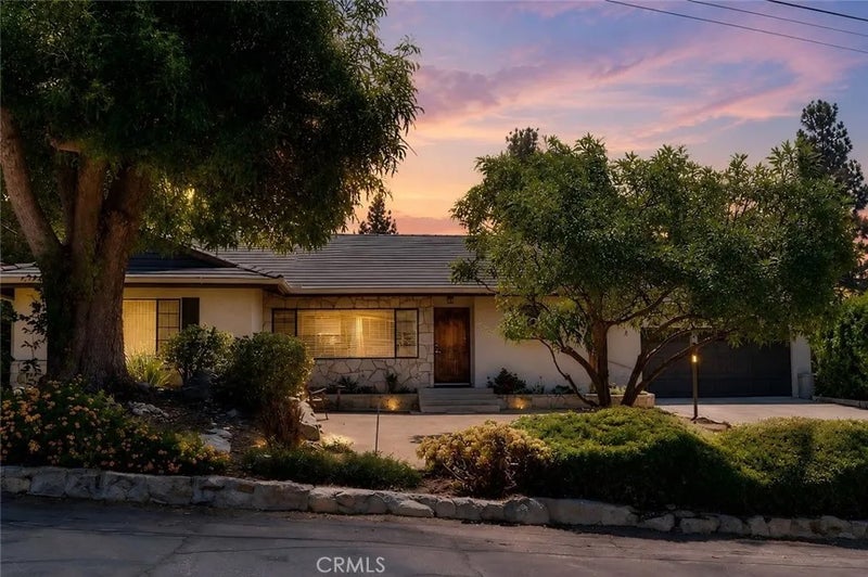 4808 El Sereno