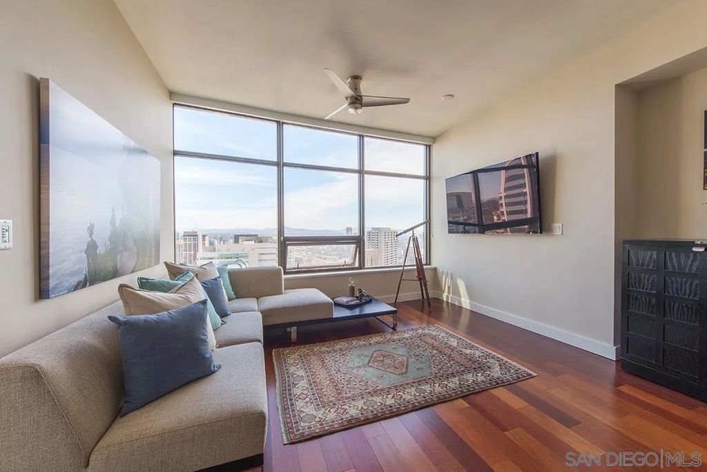 Photo of 700 W W E St #3504, San Diego, CA 92101 (MLS # 260002858)