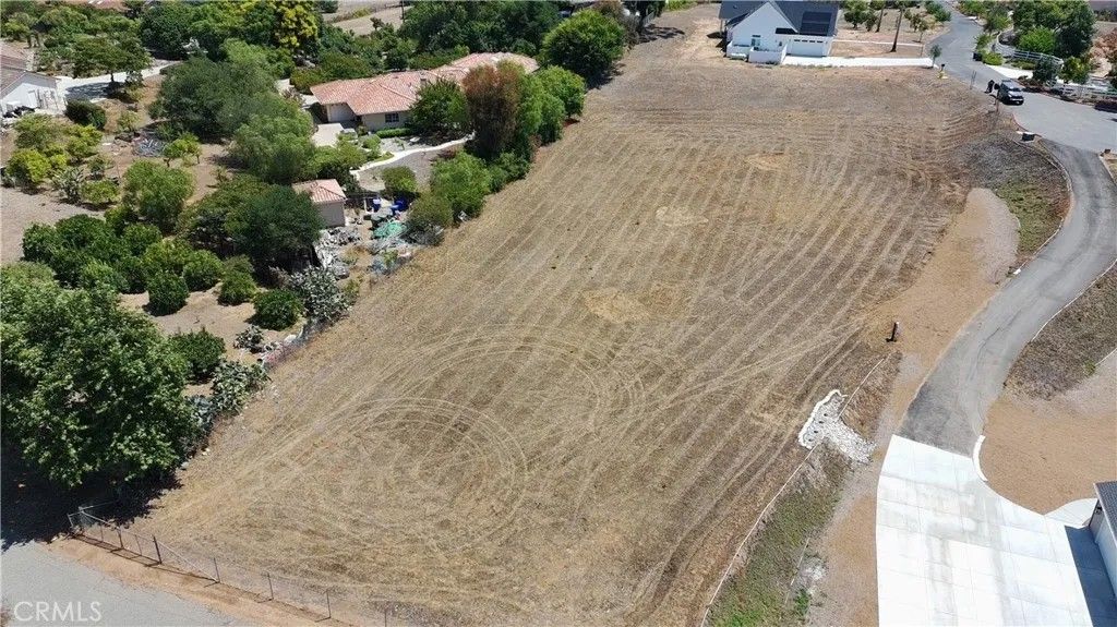 Photo of 1916 Gray Rabbit Hollow, Fallbrook, CA 92028 (MLS # PW25183309)
