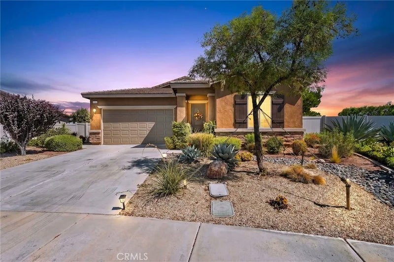 1490 Tinkers Creek