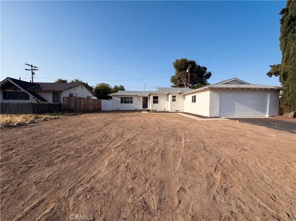 Photo of 27807 Pluto Street, Highlands, CA 92346 (MLS # IV26094480)