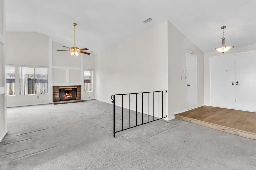 10021 Canyontop Street