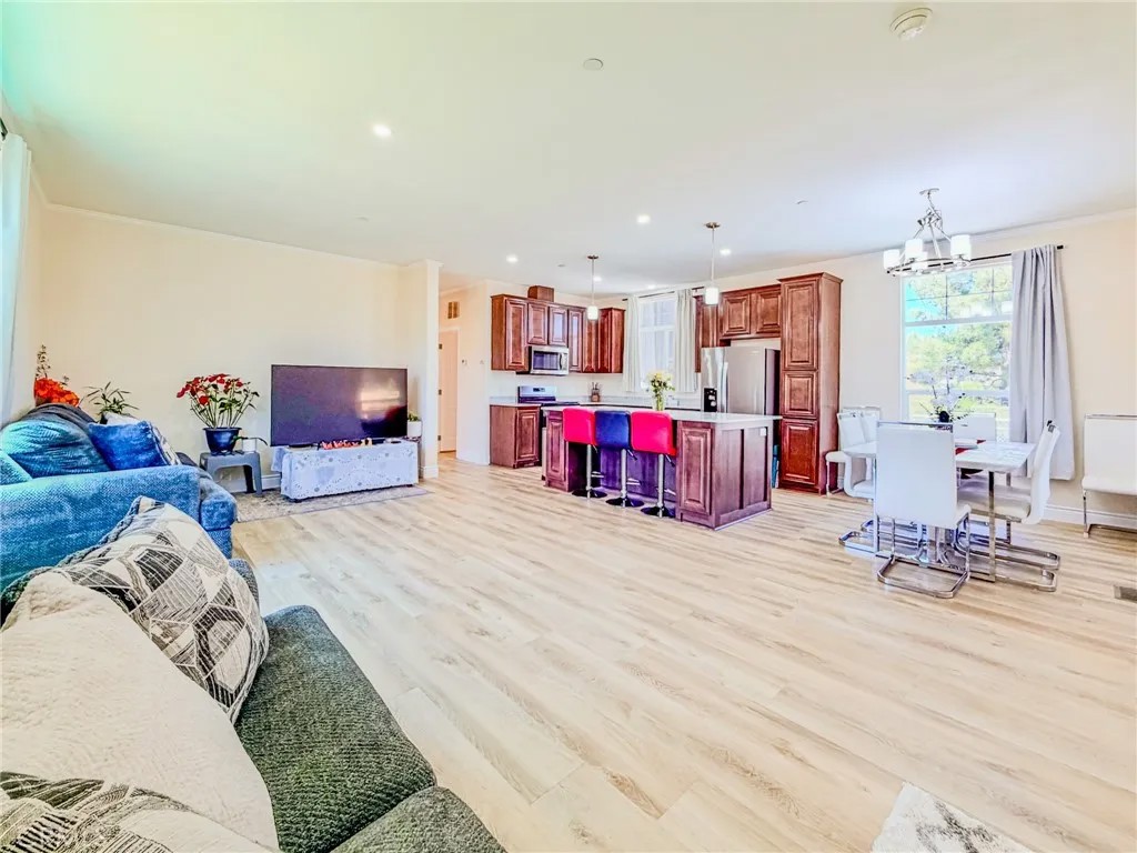 42815 Lowhill Drive