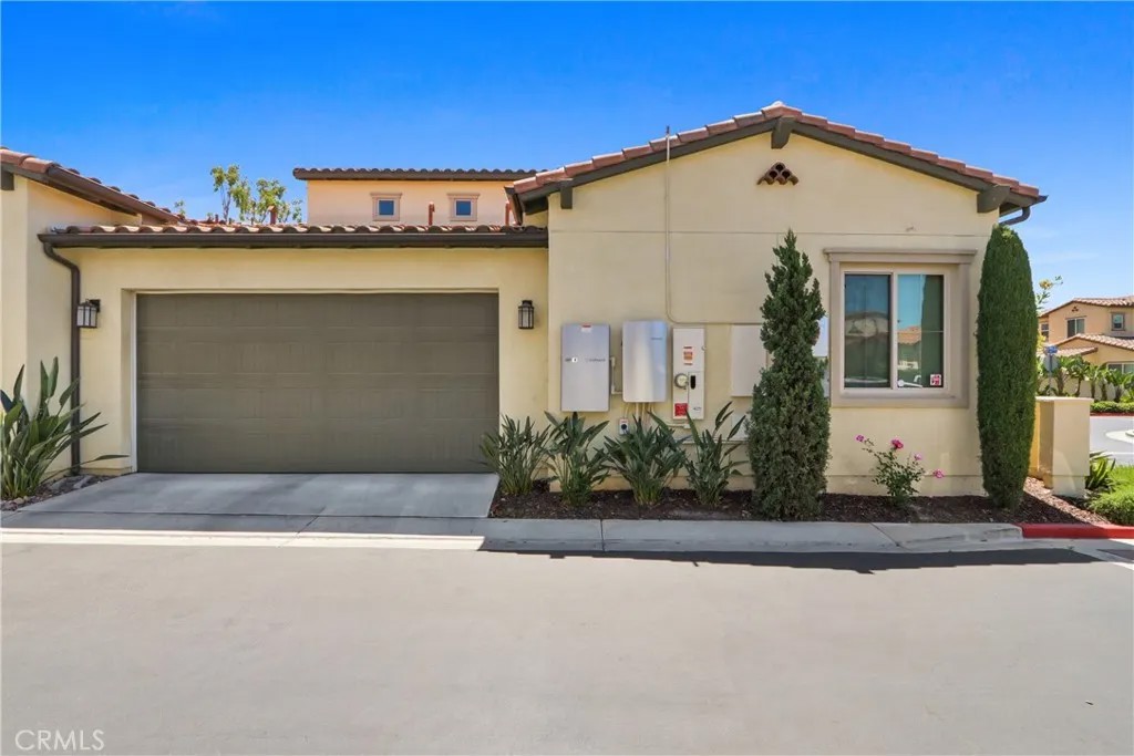 10902 Flora Park Way