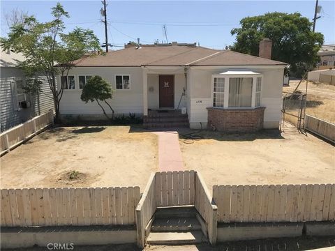 Tiny photo for 415 Kern St, Taft, CA 93268 (MLS # SR25267182)