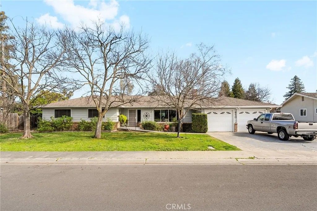 Photo of 650 Pacific Avenue, Willows, CA 95988 (MLS # SN26031831)