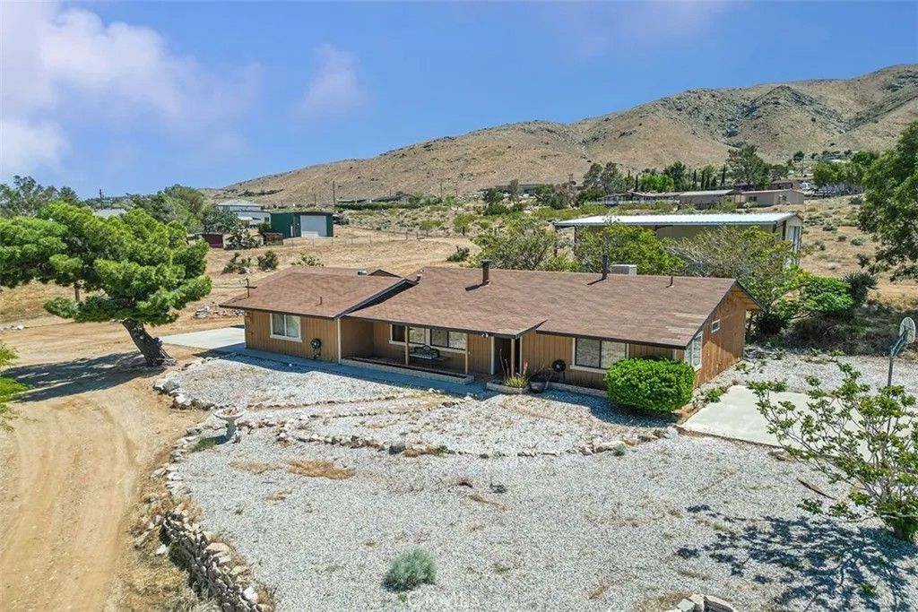 Photo of 22411 Roundup Way, Apple Valley, CA 92308 (MLS # IG26076759)