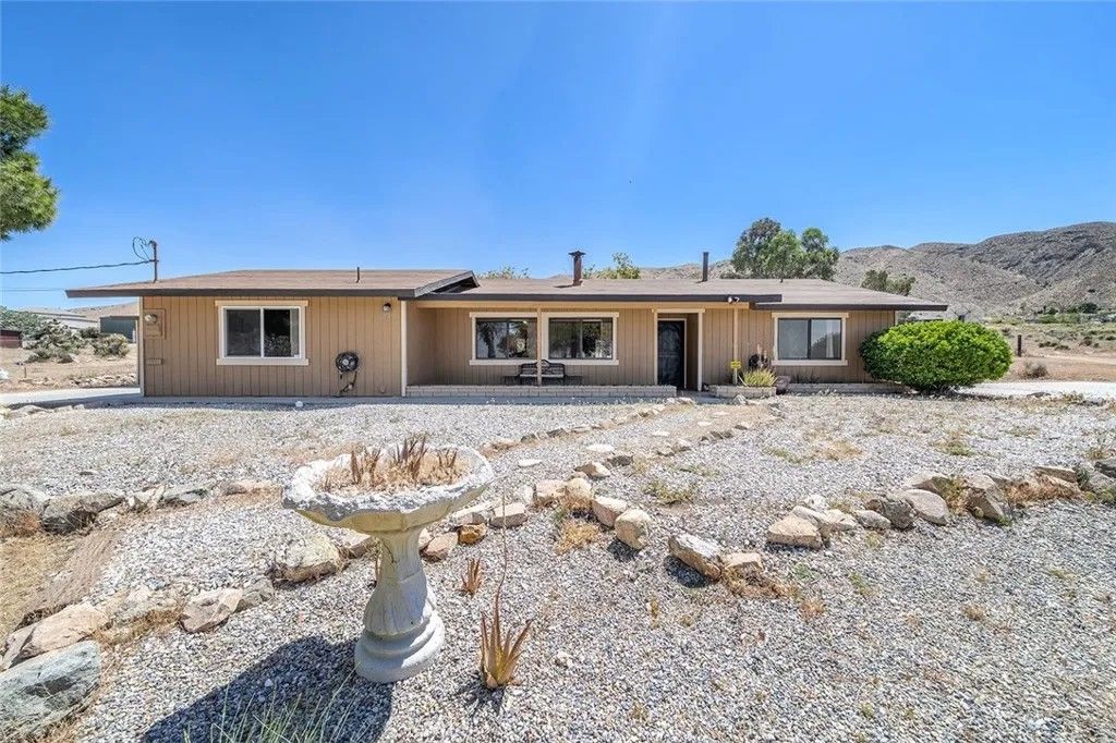 Photo of 22411 Roundup Way, Apple Valley, CA 92308 (MLS # IG26076759)