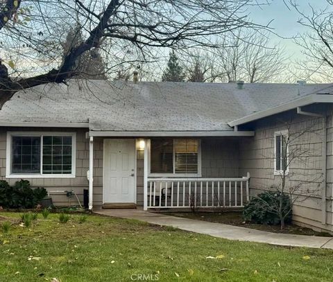 Photo of 5530 Kenneth Avenue, Carmichael, CA 95608 (MLS # AR26026730)