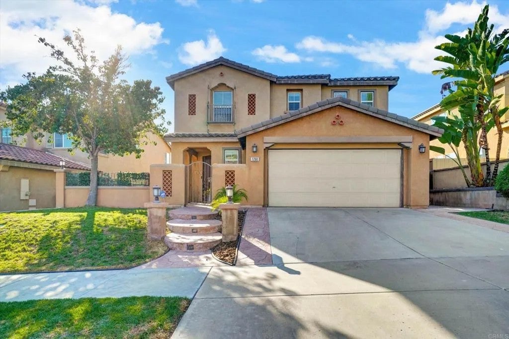 1260 Long View Drive