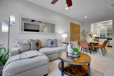 35 Silverado Irvine CA 92618