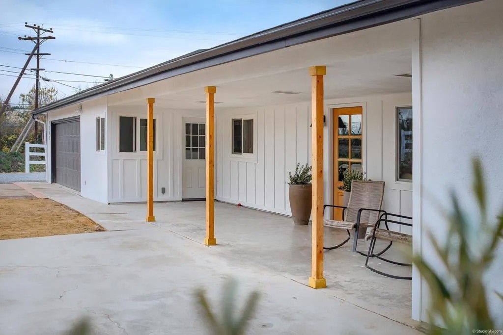 Photo of 1505 Highgrove Drive, Escondido, CA 92027 (MLS # NDP2600855)