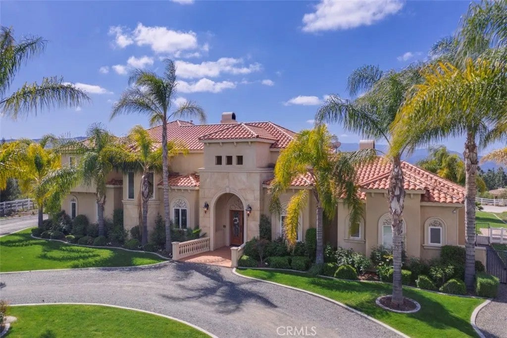 Photo of 38750 Celita Cir, Temecula, CA 92592 (MLS # PW26043166)