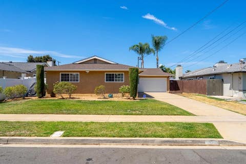 Photo of 922 Denise Ln, El Cajon, CA 92020 (MLS # 260020735)