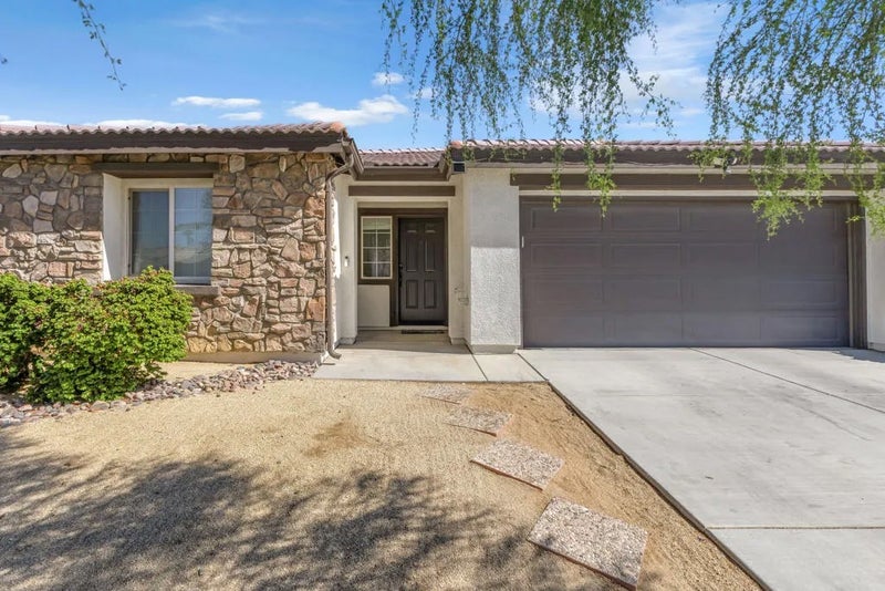 84146 Azzura Way