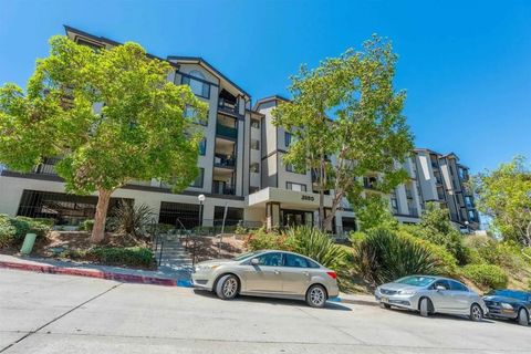 3980 Faircross Place 11 San Diego CA 92115