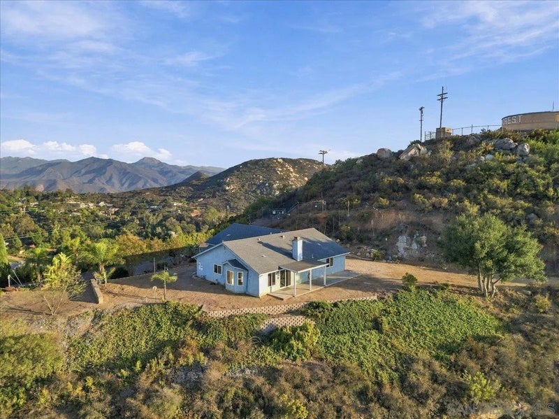 800 Alta Lane