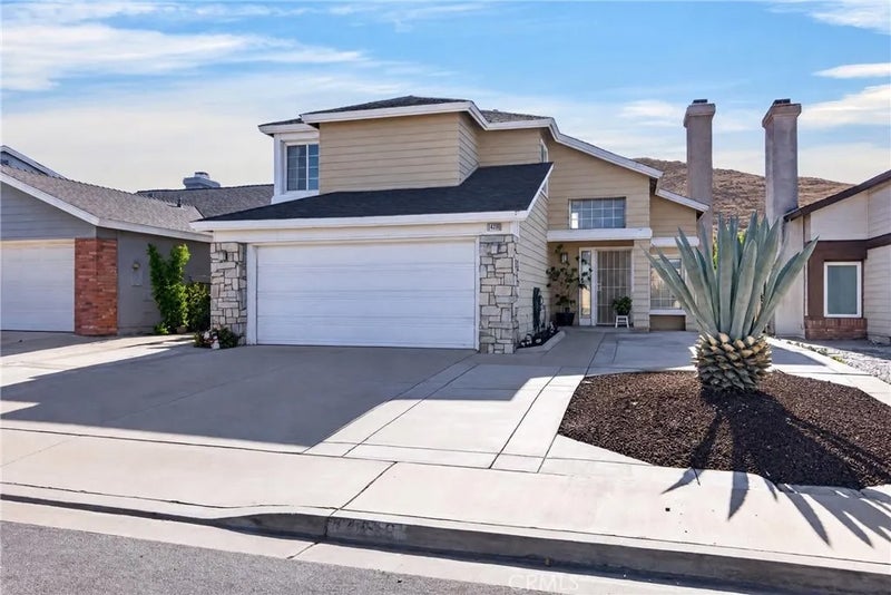 14239 Long View Drive
