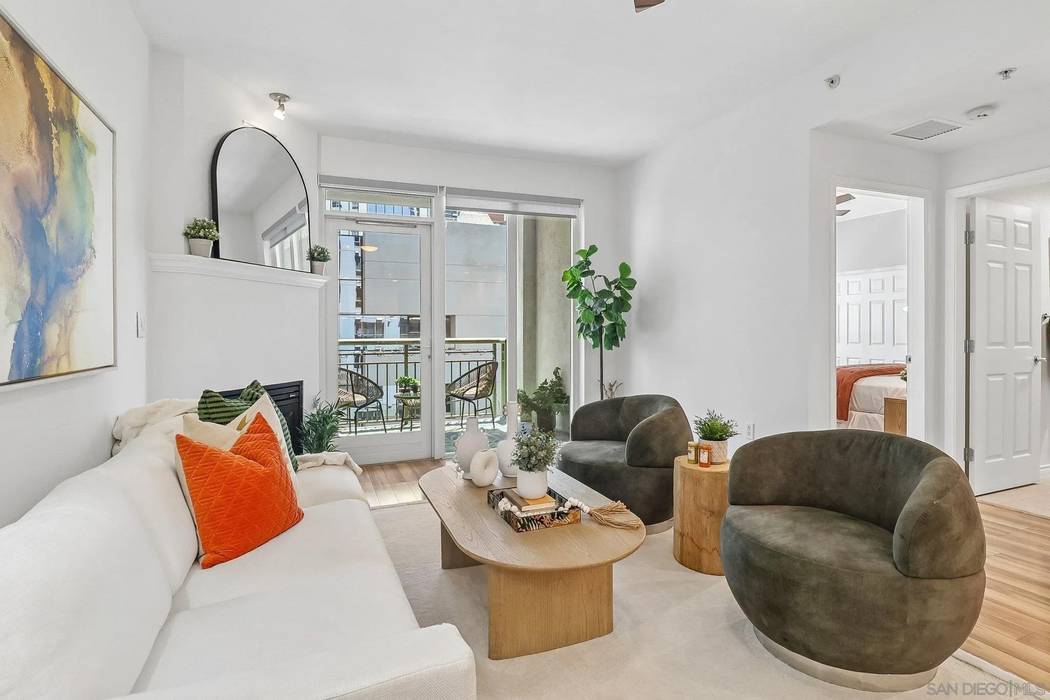 1240 India St 506