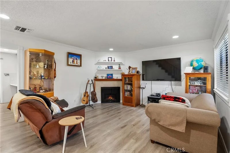 8574 Chapman A