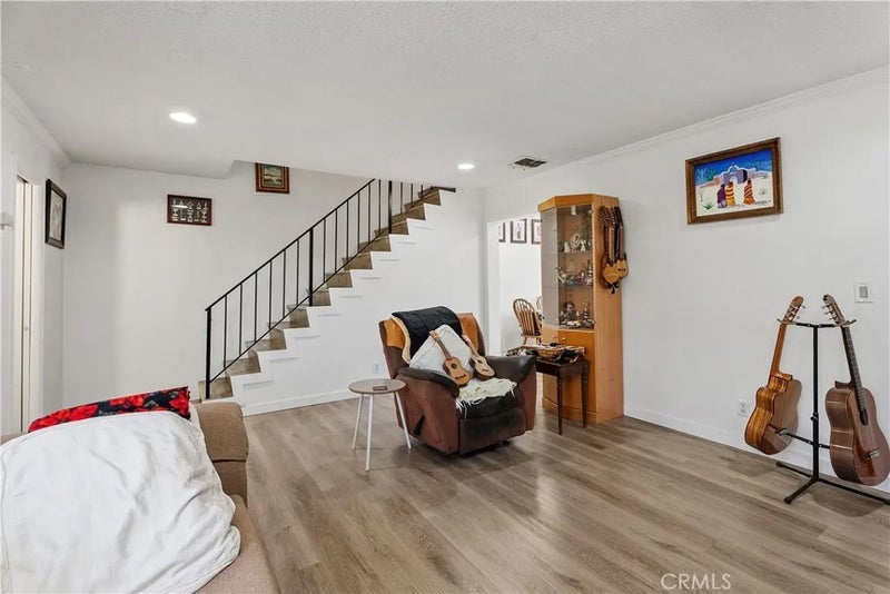 8574 Chapman A