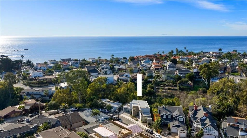 Photo of 234 W Avenida San Antonio, San Clemente, CA 92672 (MLS # OC25280478)