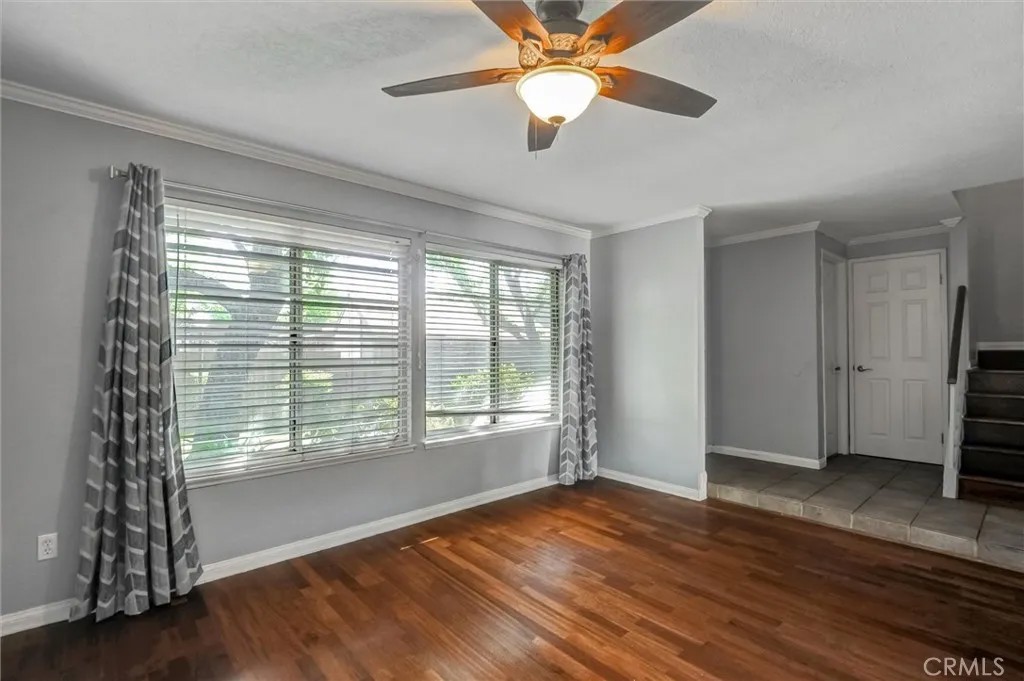 1282 Whisperglen