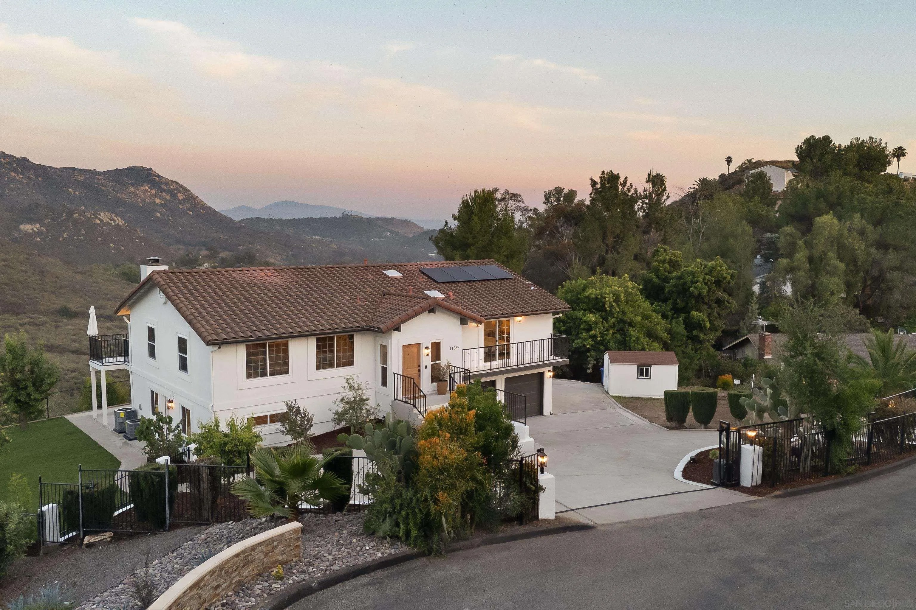 11337 Caprice Pl