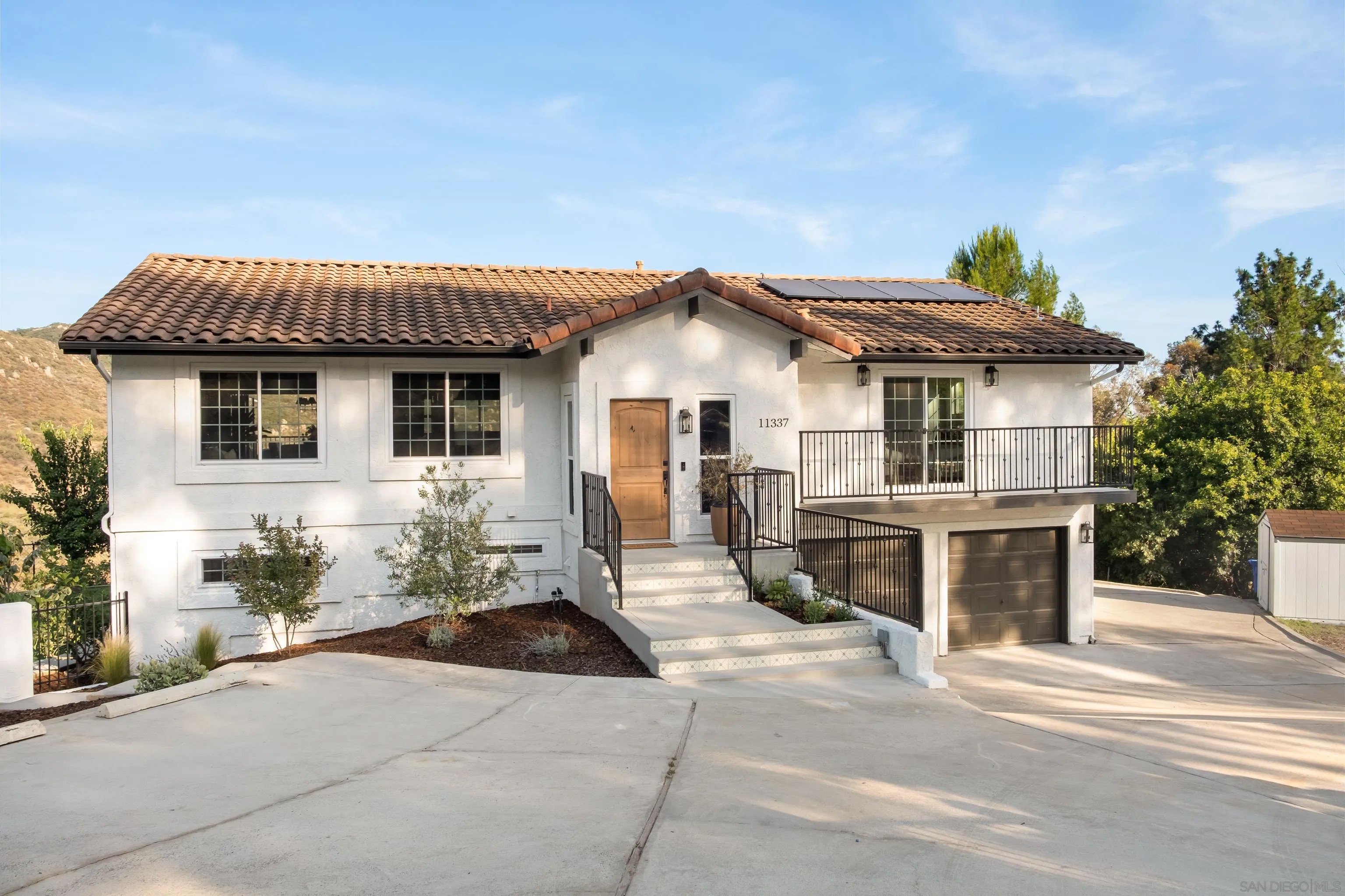 11337 Caprice Pl