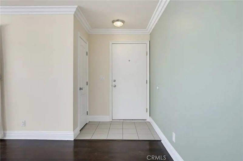 1401 E 3rd Street 16
