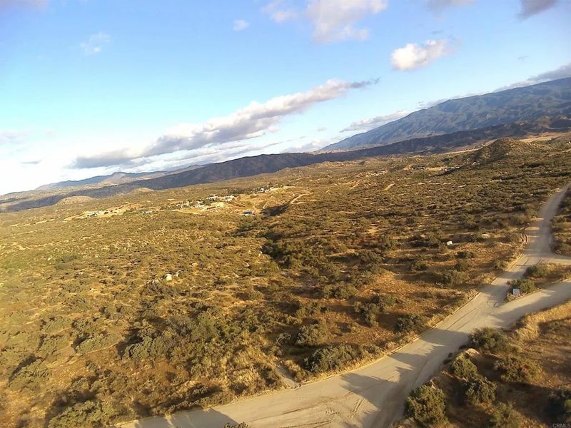 0000 Powerline Rd.