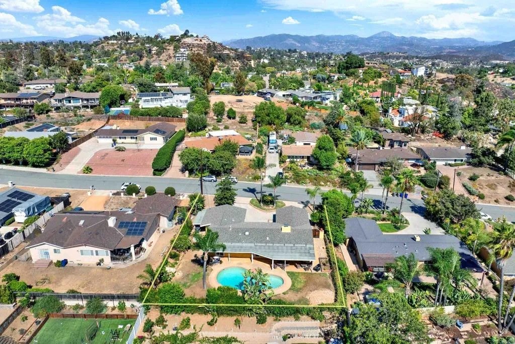 4324 Miriam Place